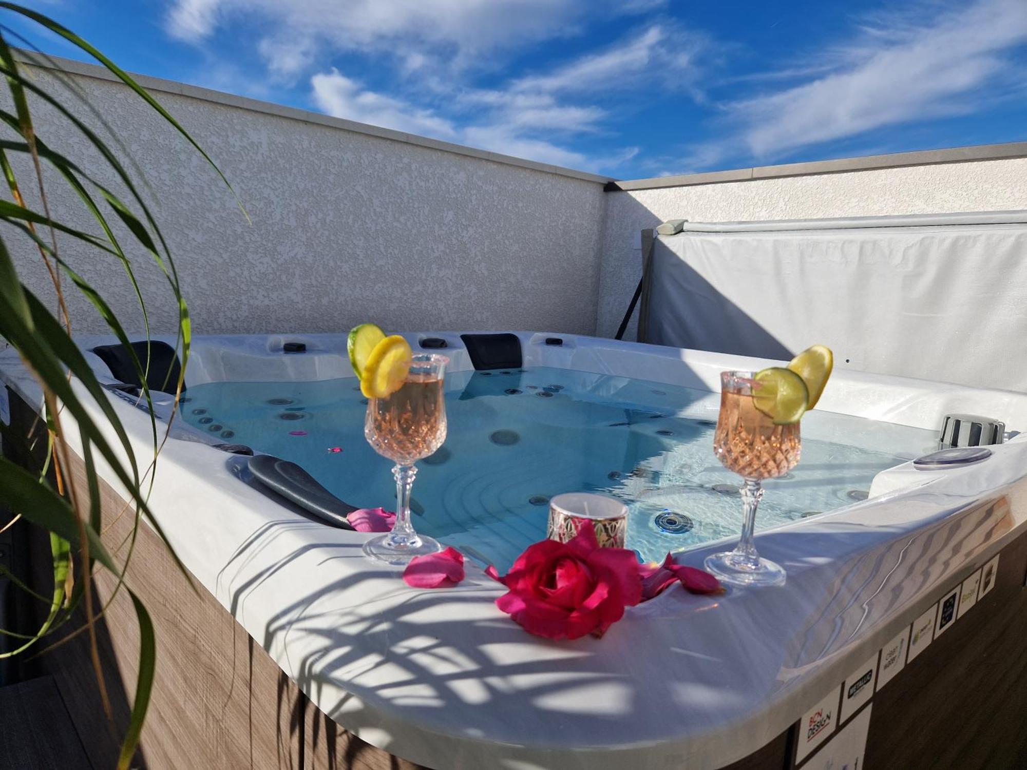 Maison Recente 4* Proche Plage Avec Spa Privatif Longeville-sur-Mer Exterior foto
